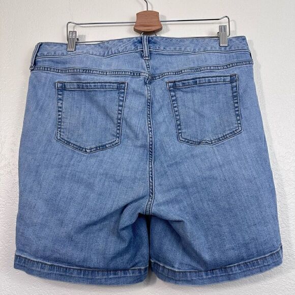 Torrid 5 Inch Vintage Stretch Mid-Rise Short Size 18 - Picture 9 of 10